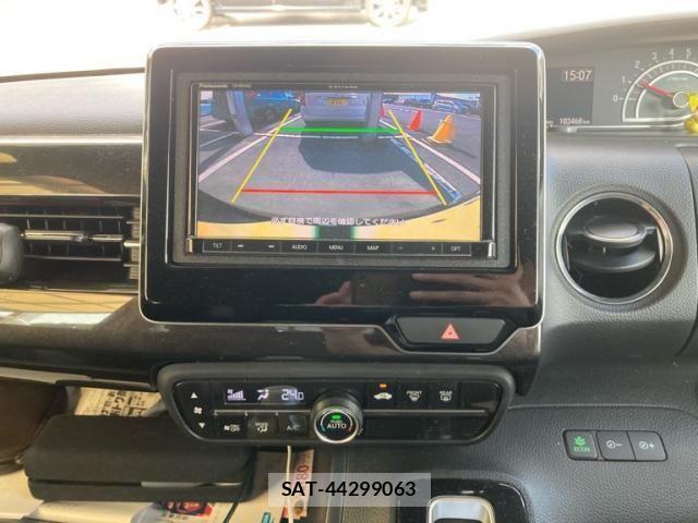 Honda N BOX CUSTOM 2017-12 8337094-13