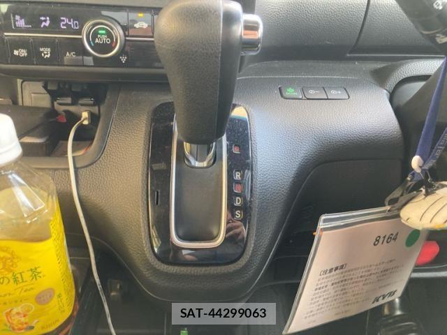 Honda N BOX CUSTOM 2017-12 8337094-16