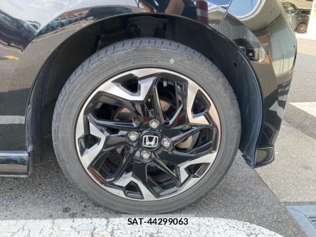 Honda N BOX CUSTOM 2017-12 8337094-20