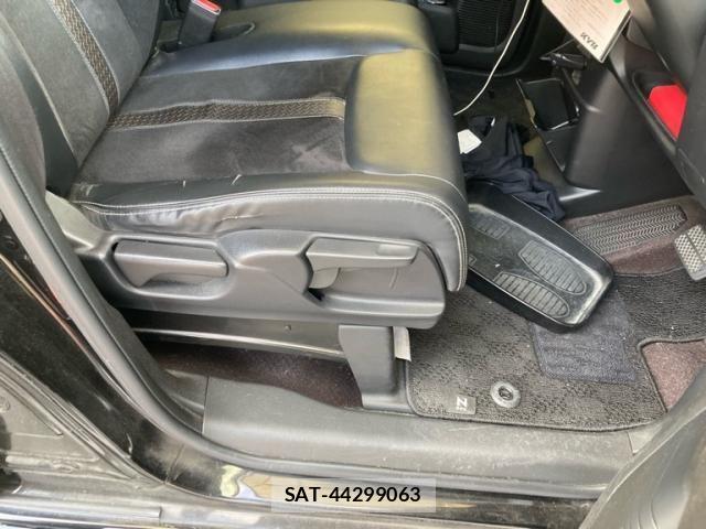 Honda N BOX CUSTOM 2017-12 8337094-6