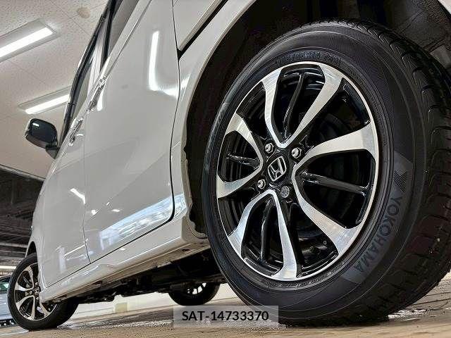 Honda N BOX CUSTOM 2025-08 8337020-18