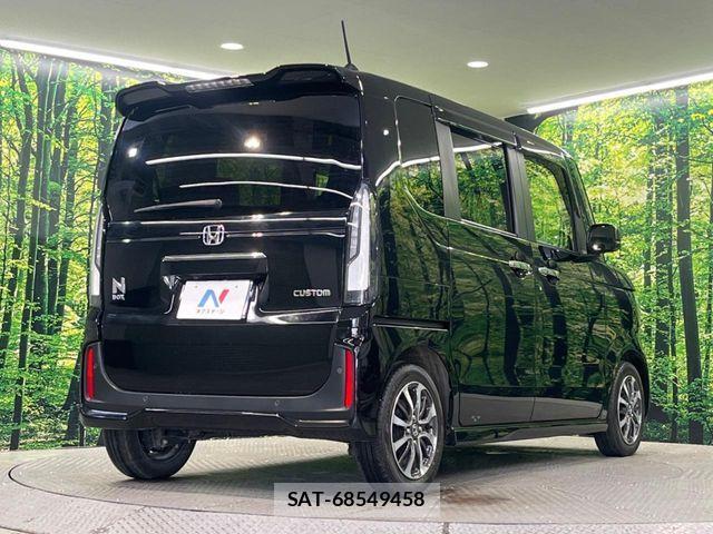 Honda N BOX CUSTOM 2023-10 8337032-17