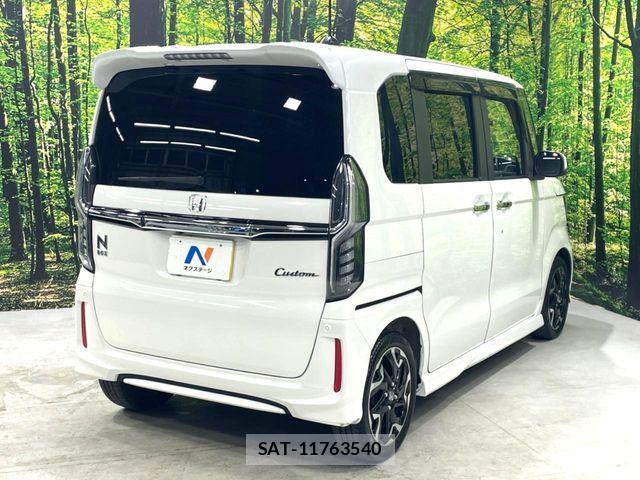 Honda N BOX CUSTOM 2018-08 8337068-15