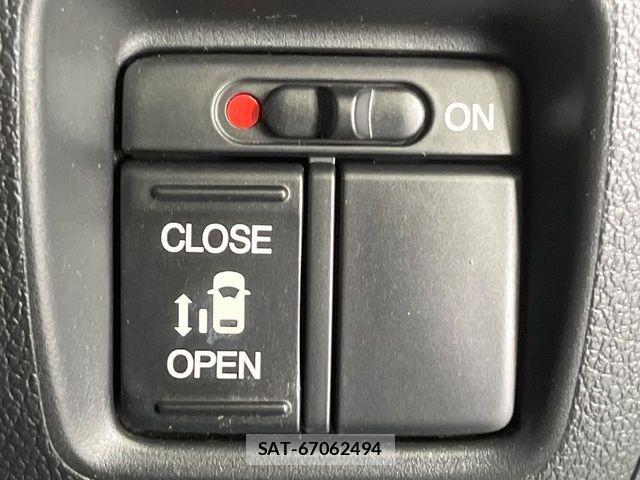 Honda N BOX CUSTOM 2012-01 8337087-4