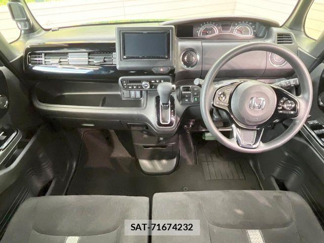 Honda N BOX CUSTOM 2022-02 8337052-1