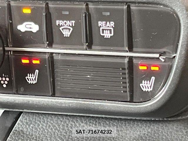 Honda N BOX CUSTOM 2022-02 8337052-5