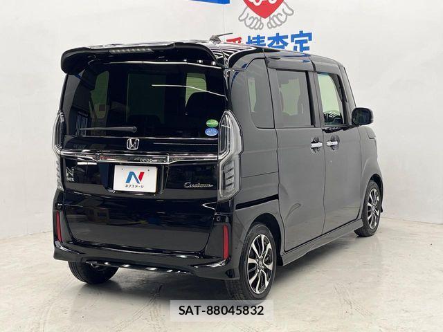 Honda N BOX CUSTOM 2020-08 8337062-16