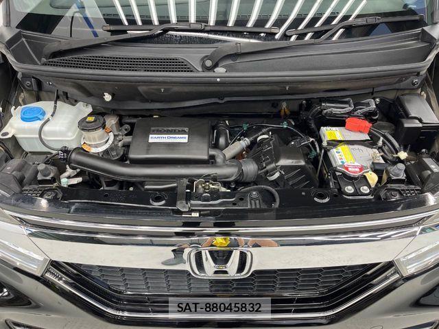 Honda N BOX CUSTOM 2020-08 8337062-17