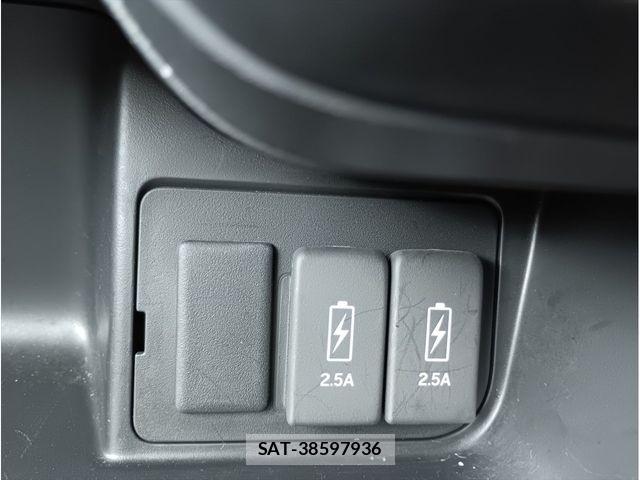 Honda N BOX CUSTOM 2021-05 8337060-17