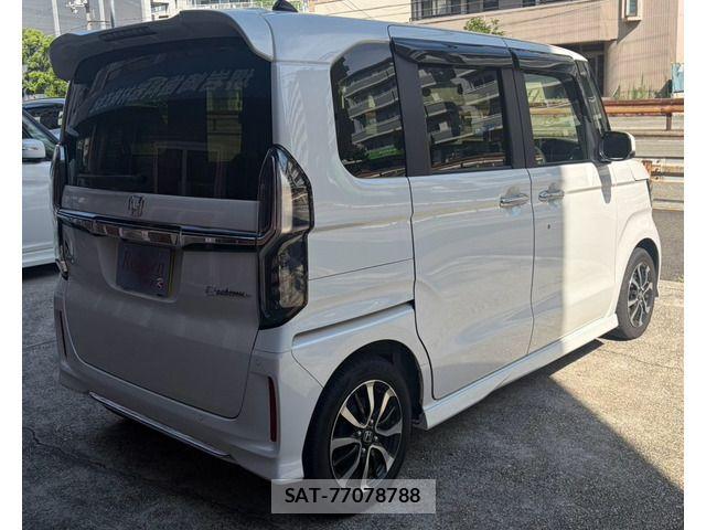 Honda N BOX CUSTOM 2022-10 8337056-4