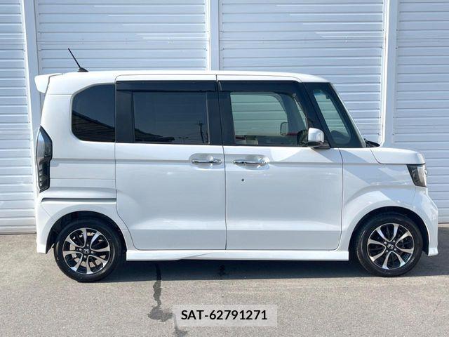 Honda N BOX CUSTOM 2018-05 8337061-16