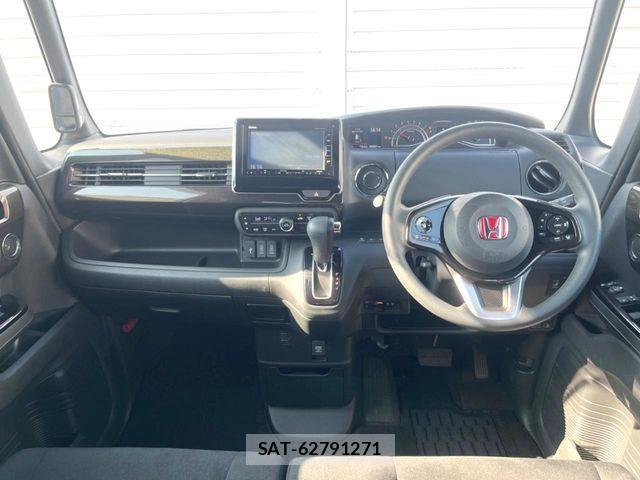 Honda N BOX CUSTOM 2018-05 8337061-1