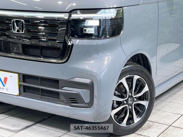 Honda N BOX CUSTOM 2023-10 8337018-11