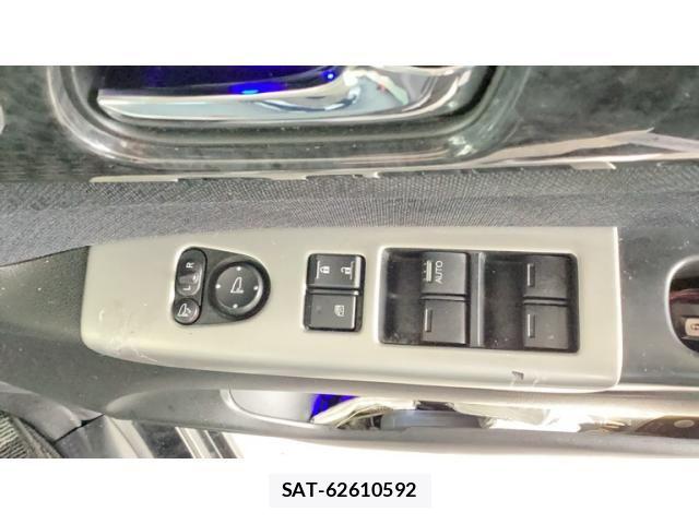Honda N BOX CUSTOM 2013-02 8334452-9