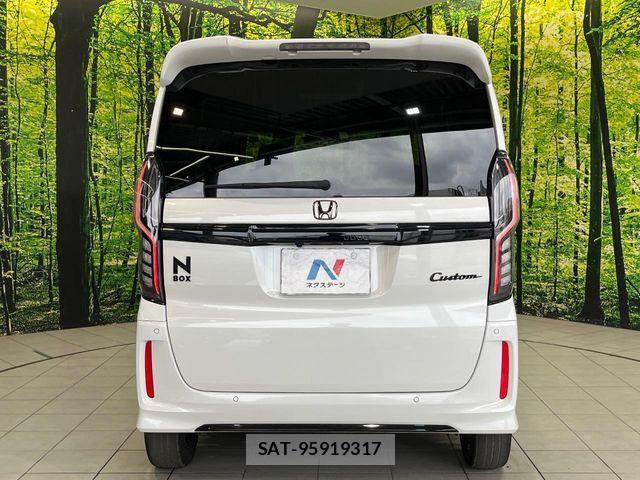 Honda N BOX CUSTOM 2022-01 8337057-14