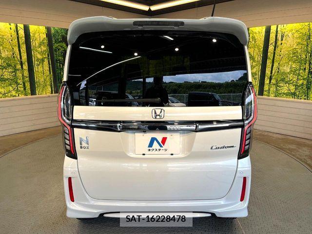 Honda N BOX CUSTOM 2019-08 8337035-14