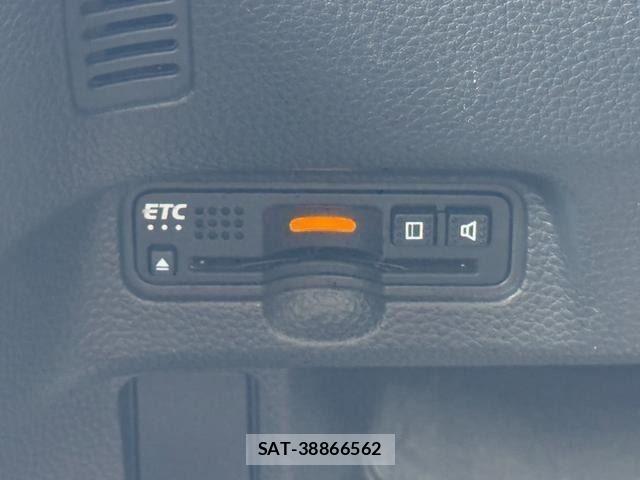 Honda N BOX CUSTOM 2017-10 8337074-27