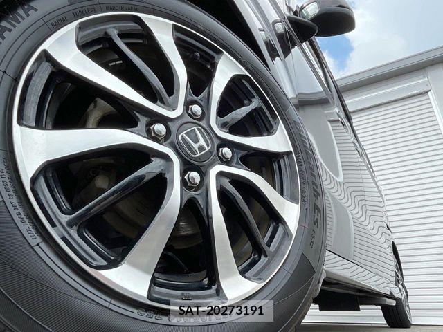 Honda N BOX CUSTOM 2018-05 8337073-12