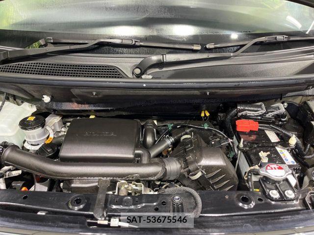 Honda N BOX CUSTOM 2023-02 8337031-17