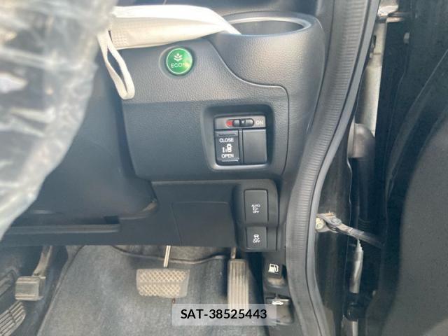 Honda N BOX CUSTOM 2016-05 8337103-11