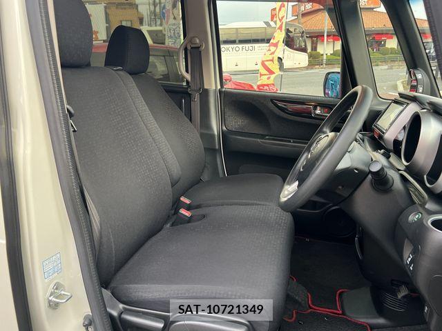 Honda N BOX CUSTOM 2017-08 8337076-11