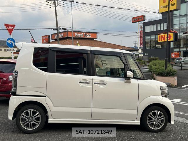 Honda N BOX CUSTOM 2017-08 8337076-8