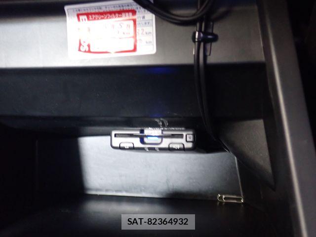 Honda N BOX CUSTOM 2013-10 8355117-17
