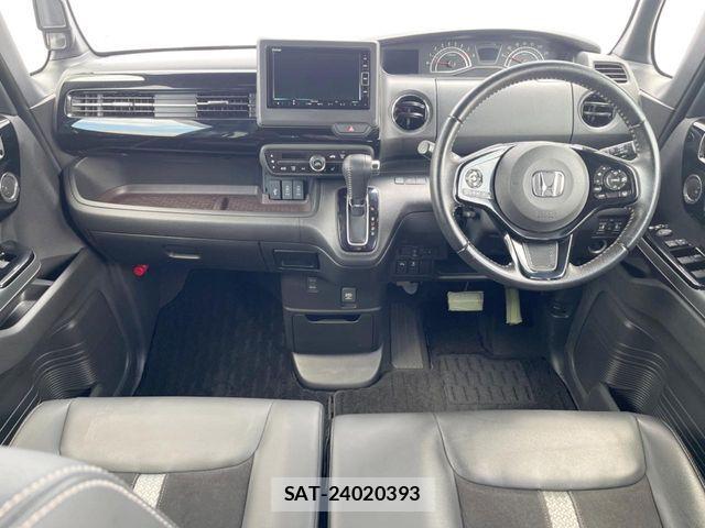 Honda N BOX CUSTOM 2021-06 8355166-1