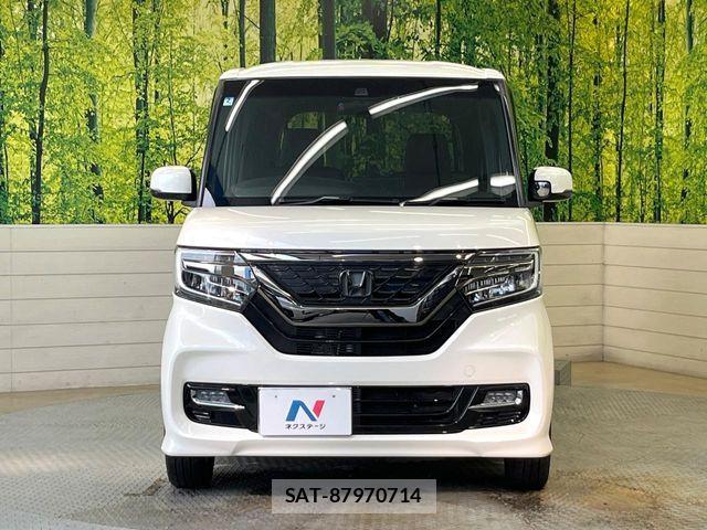 Honda N BOX CUSTOM 2018-02 8355164-13