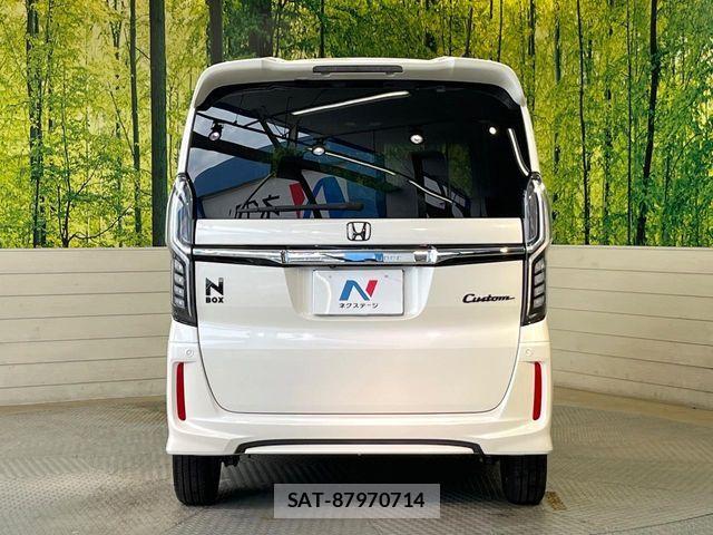Honda N BOX CUSTOM 2018-02 8355164-14