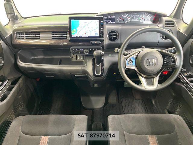 Honda N BOX CUSTOM 2018-02 8355164-1