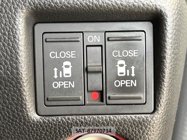 Honda N BOX CUSTOM 2018-02 8355164-5