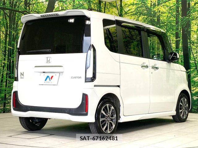 Honda N BOX CUSTOM 2024-04 8355142-16