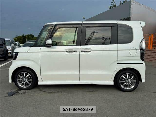 Honda N BOX CUSTOM 2023-02 8355157-10