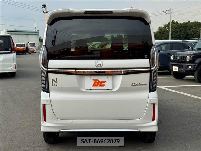 Honda N BOX CUSTOM 2023-02 8355157-13