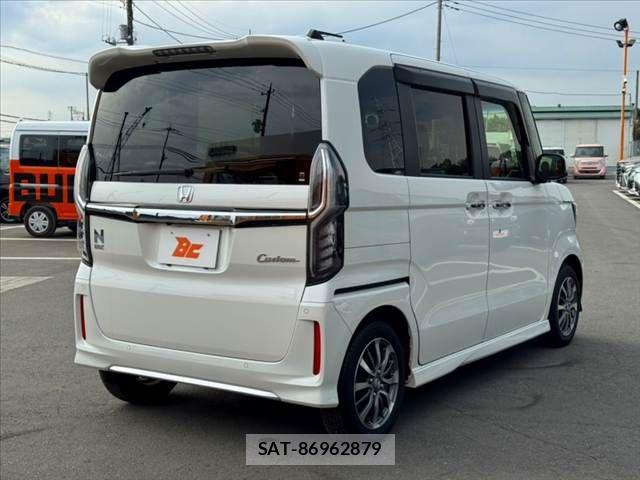 Honda N BOX CUSTOM 2023-02 8355157-14