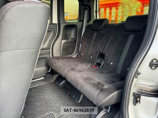 Honda N BOX CUSTOM 2023-02 8355157-17