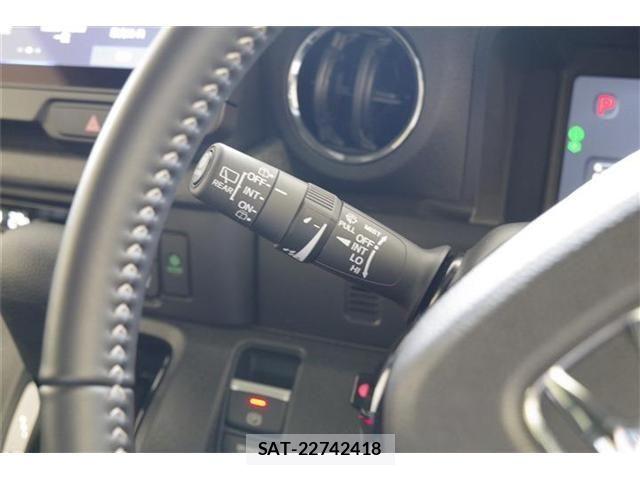 Honda N BOX CUSTOM 2026-01 8355118-28