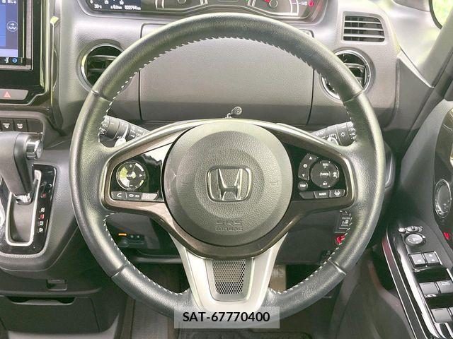 Honda N BOX CUSTOM 2018-02 8355155-10