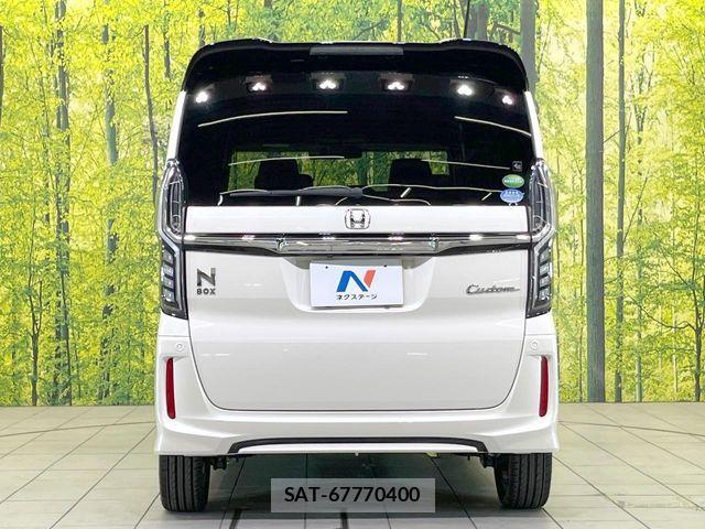 Honda N BOX CUSTOM 2018-02 8355155-14