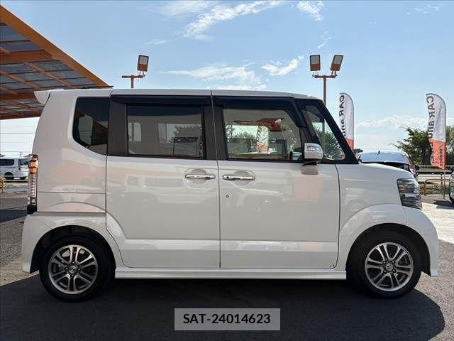 Honda N BOX CUSTOM 2014-09 8355176-11