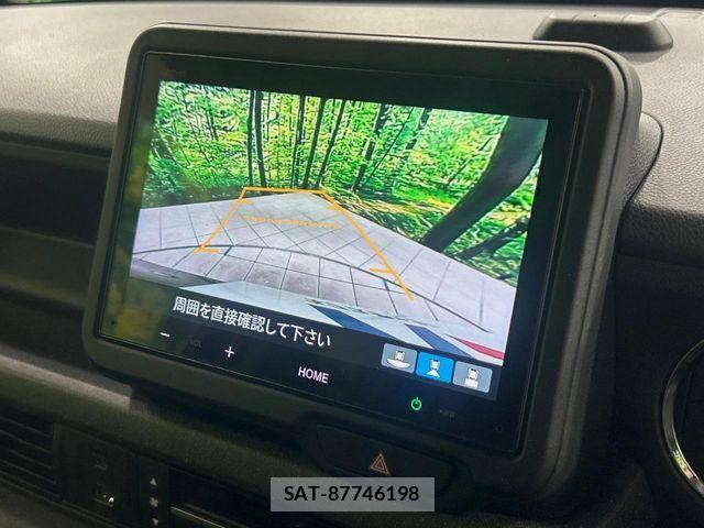 Honda N BOX CUSTOM 2024-02 8355143-3