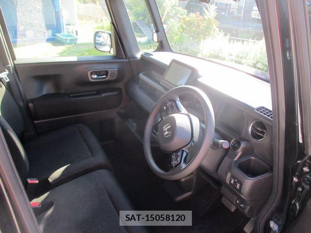 Honda N BOX CUSTOM 2024-02 8355144-8