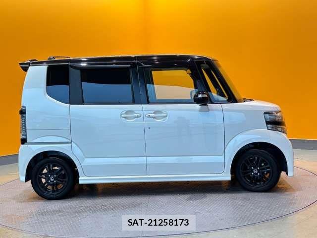 Honda N BOX CUSTOM 2017-02 8367605-7
