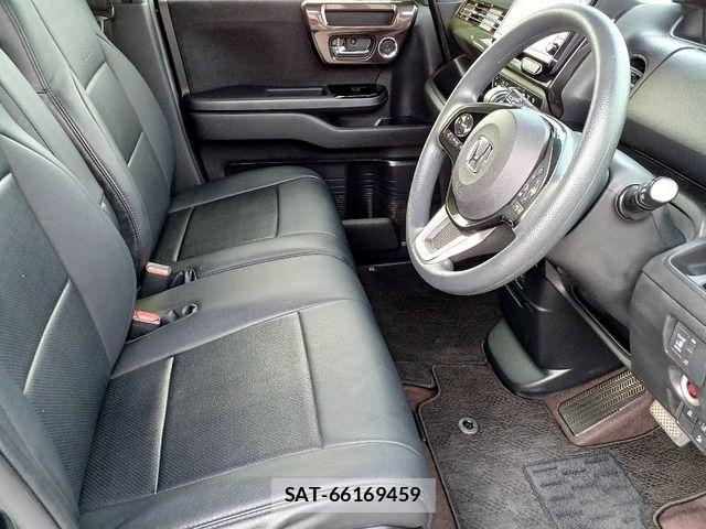 Honda N BOX CUSTOM 2019-03 8367647-10