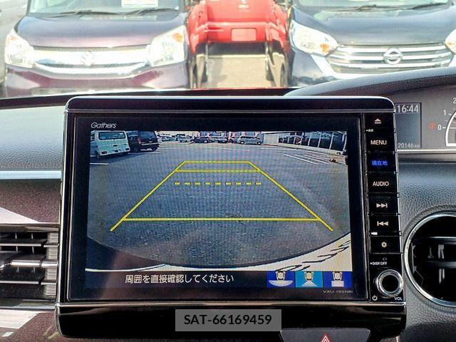 Honda N BOX CUSTOM 2019-03 8367647-17