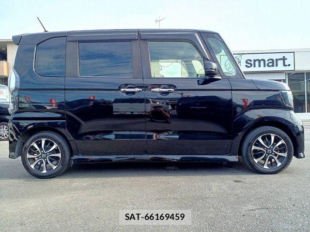 Honda N BOX CUSTOM 2019-03 8367647-5