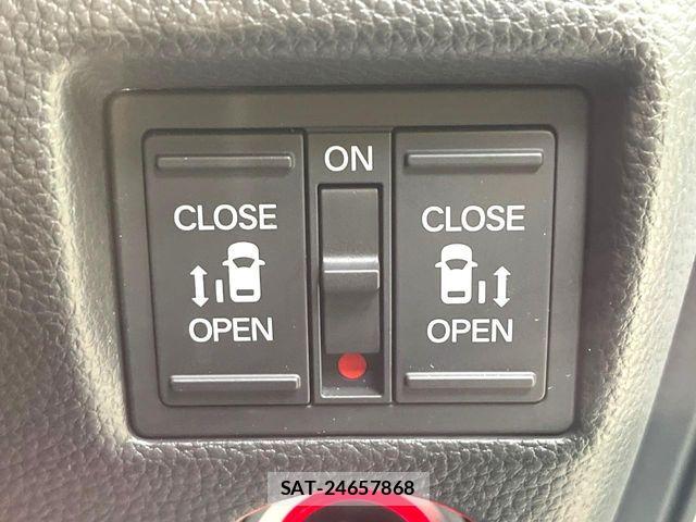 Honda N BOX CUSTOM 2022-07 8367504-2