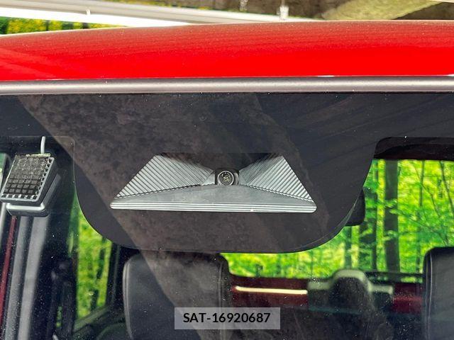 Honda N BOX CUSTOM 2024-09 8367509-2