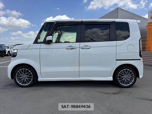 Honda N BOX CUSTOM 2024-04 8367516-10